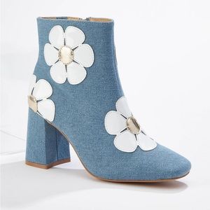 Cato Size 11 Daisy Denim Booties with 3.5in heel